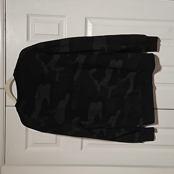 Chaps men sweat shirt  size M black and gray - Picture 2 of 3